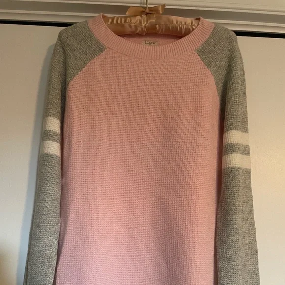 J Crew pullover - Picture 1 of 4